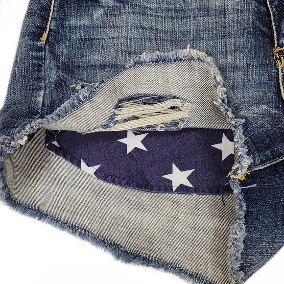 Sneak Peek Women's Denim Shorts Size 28 Blue Distressed Stars & Stripes Pockets - Picture 7 of 16